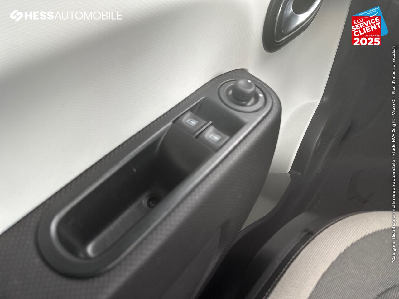 Véhicule d'occasion RENAULT TWINGO E-TECH ELECTRIC ZEN R80 ACHAT INTEGRAL - 21MY chez Renault Strasbourg