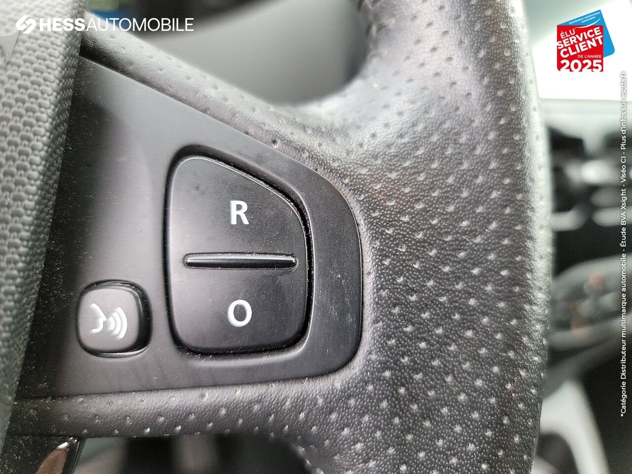 Véhicule d'occasion RENAULT ZOE STAR WARS CHARGE NORMALE R90 GPS RADAR AR BLUETOOTH chez Renault Saint-Louis
