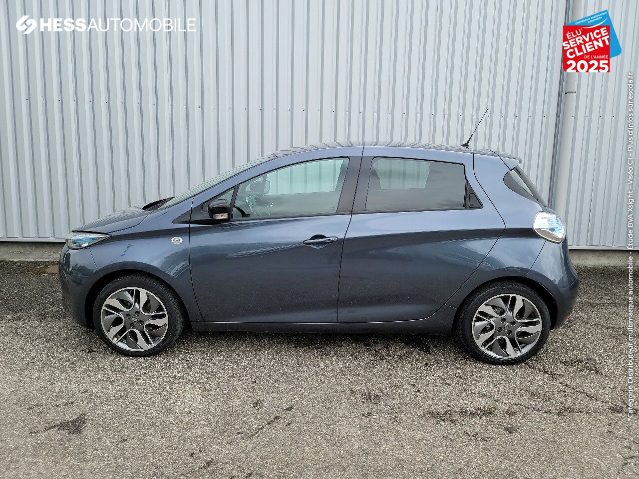 Véhicule d'occasion RENAULT ZOE STAR WARS CHARGE NORMALE R90 GPS RADAR AR BLUETOOTH chez Renault Saint-Louis