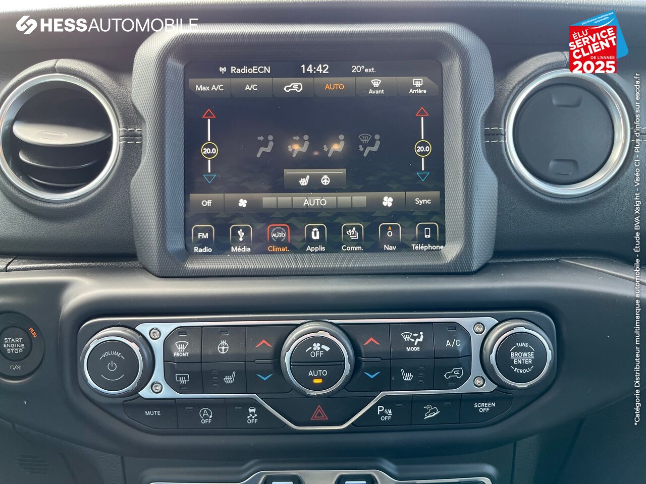 Véhicule d'occasion JEEP WRANGLER UNLIMITED 2.0 T 272CH OVERLAND COMMAND-TRAC BVA8 CUIR GPS CAMERA ATTELAGE chez Fiat Mulhouse