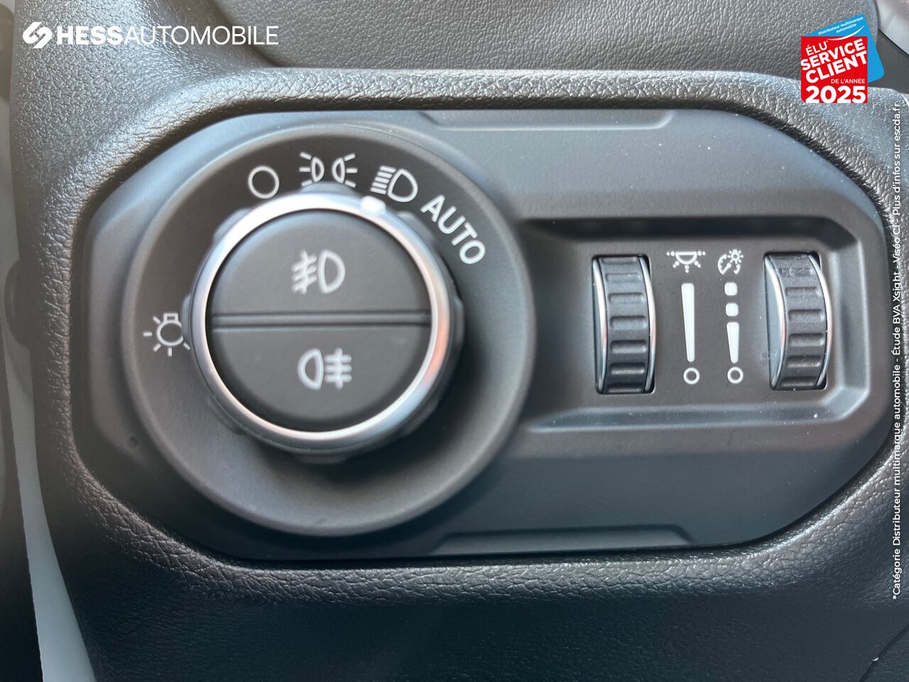 Véhicule d'occasion JEEP WRANGLER UNLIMITED 2.0 T 272CH OVERLAND COMMAND-TRAC BVA8 CUIR GPS CAMERA ATTELAGE chez Fiat Mulhouse