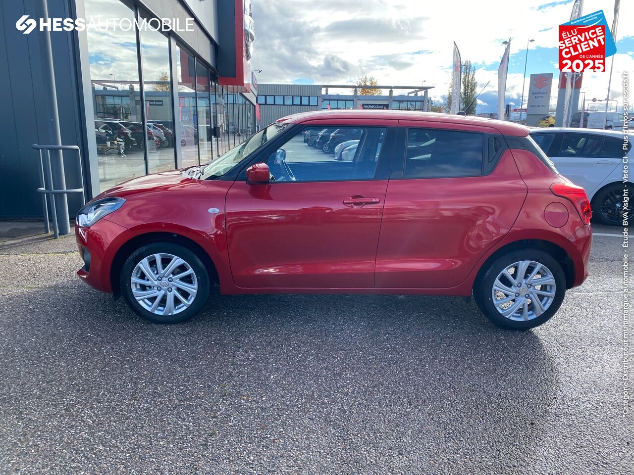 Véhicule d'occasion SUZUKI SWIFT 1.2 DUALJET HYBRID 83CH PRIVILEGE chez Suzuki Nancy