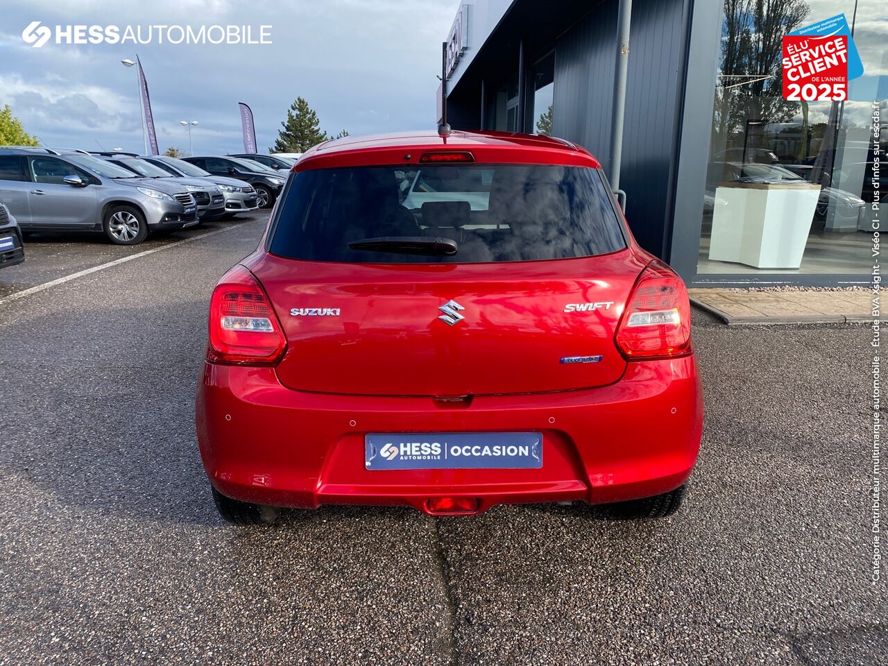 Véhicule d'occasion SUZUKI SWIFT 1.2 DUALJET HYBRID 83CH PRIVILEGE chez Suzuki Nancy
