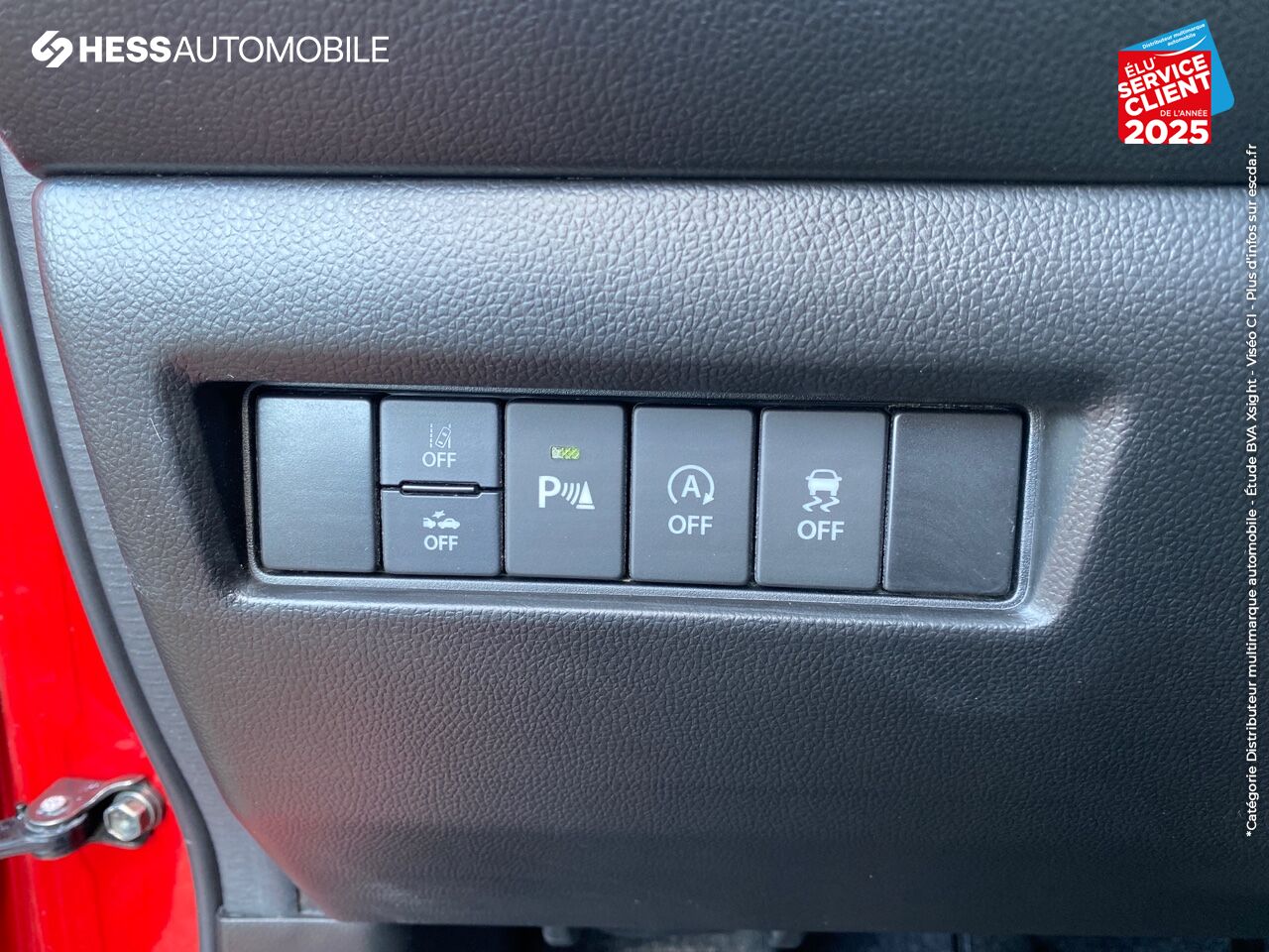 Véhicule d'occasion SUZUKI SWIFT 1.2 DUALJET HYBRID 83CH PRIVILEGE chez Suzuki Nancy