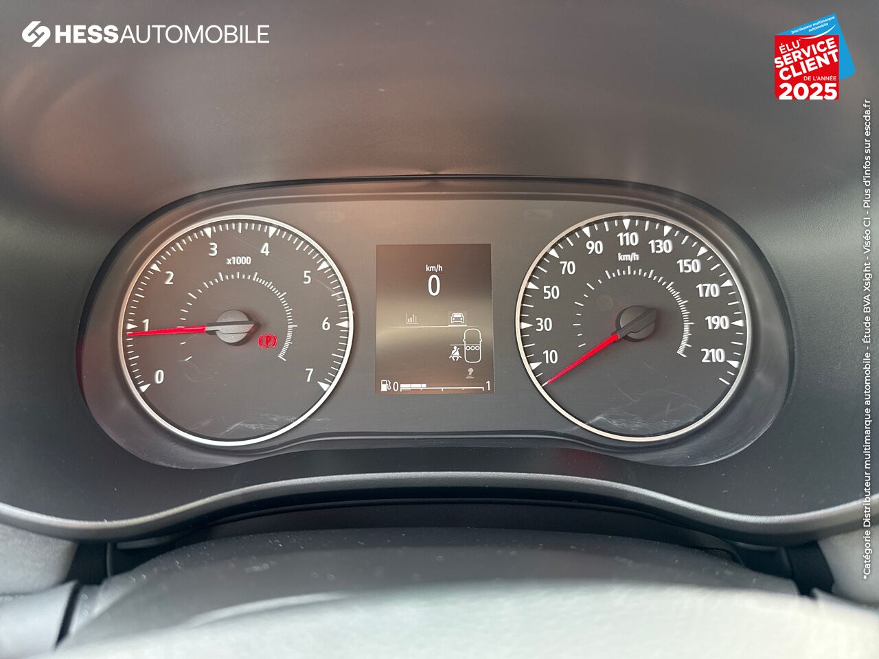 Véhicule d'occasion DACIA JOGGER 1.0 TCE 110CH EXTREME 7 PLACES -24 chez Renault Colmar