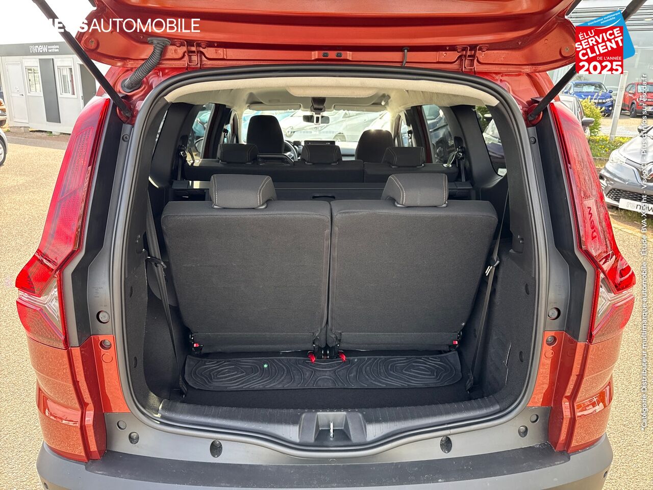 Véhicule d'occasion DACIA JOGGER 1.0 TCE 110CH EXTREME 7 PLACES -24 chez Renault Colmar