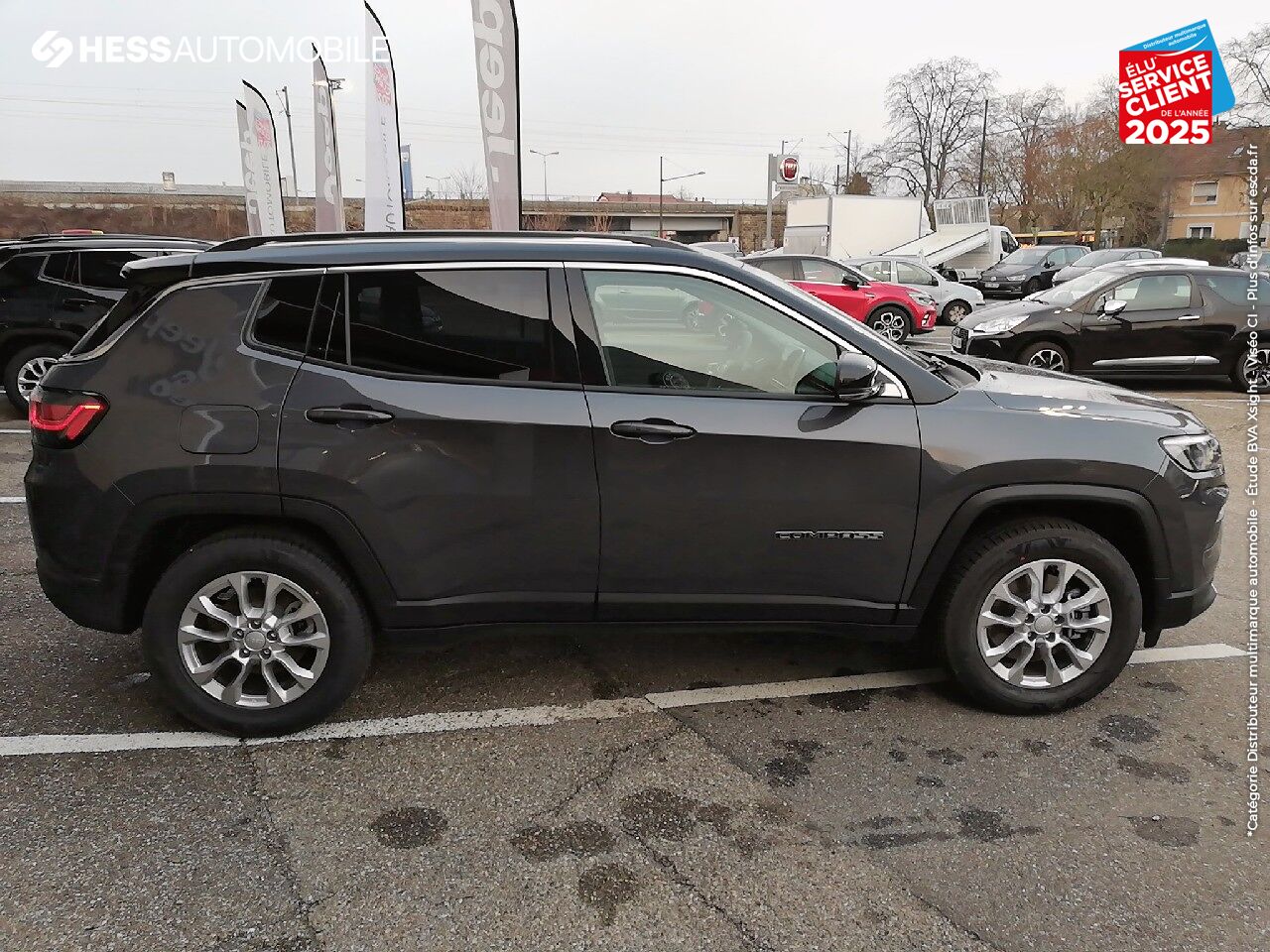Véhicule d'occasion JEEP COMPASS 1.3 GSE T4 190CH LIMITED 4XE PHEV AT6 chez Fiat Besançon