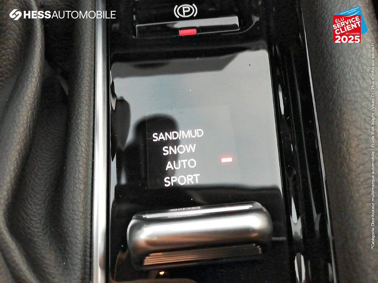 Véhicule d'occasion JEEP COMPASS 1.3 GSE T4 190CH LIMITED 4XE PHEV AT6 chez Fiat Besançon
