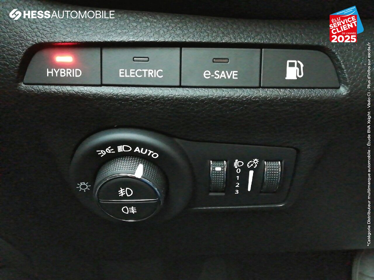 Véhicule d'occasion JEEP COMPASS 1.3 GSE T4 190CH LIMITED 4XE PHEV AT6 chez Fiat Besançon