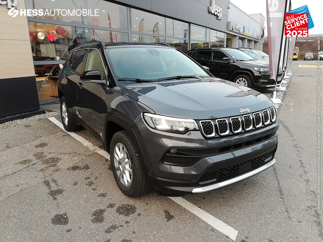 Véhicule d'occasion JEEP COMPASS 1.3 GSE T4 190CH LIMITED 4XE PHEV AT6 chez Fiat Besançon