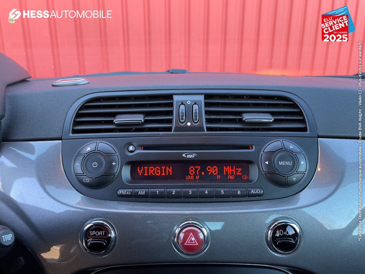 Véhicule d'occasion ABARTH 500 1.4 TURBO T-JET 160CH 595 TURISMO BVA BI-XENON PALETTES JA17 chez Fiat Mulhouse