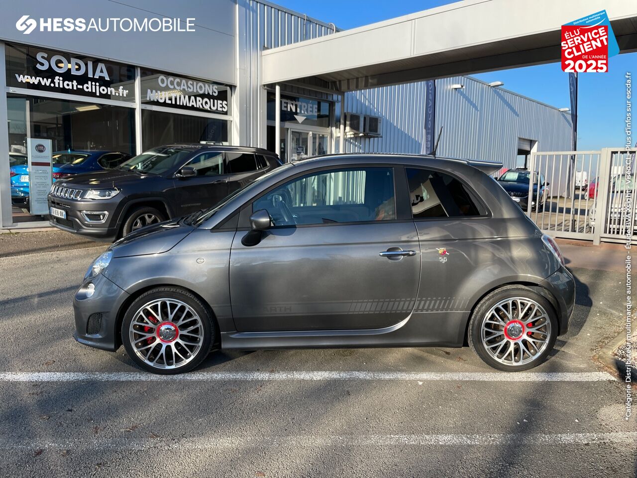 Véhicule d'occasion ABARTH 500 1.4 TURBO T-JET 160CH 595 TURISMO BVA BI-XENON PALETTES JA17 chez Fiat Mulhouse