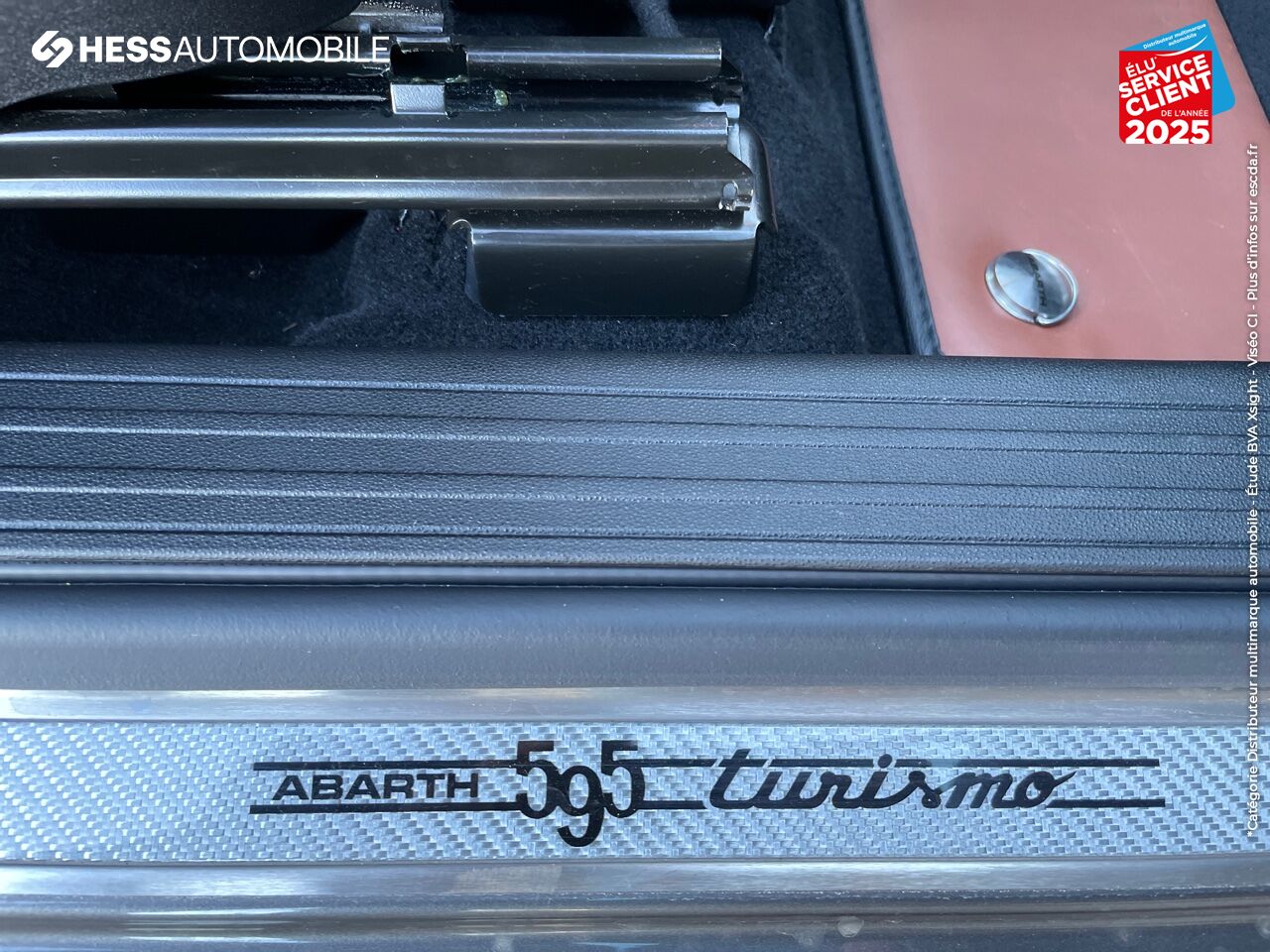 Véhicule d'occasion ABARTH 500 1.4 TURBO T-JET 160CH 595 TURISMO BVA BI-XENON PALETTES JA17 chez Fiat Mulhouse