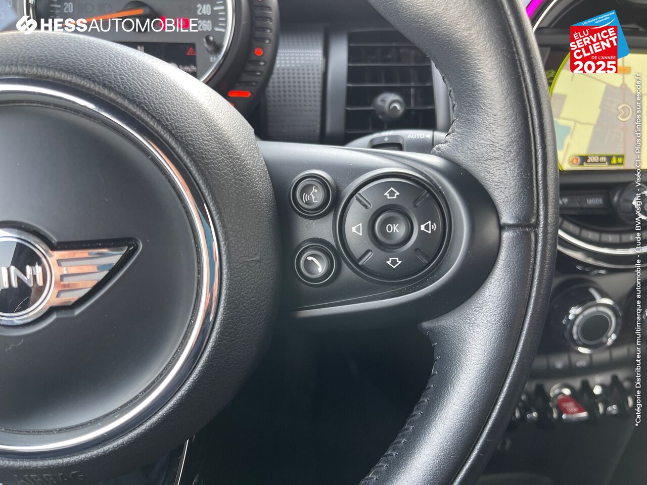 Véhicule d'occasion MINI MINI COOPER 136CH CHILI II GPS chez MINI Colmar