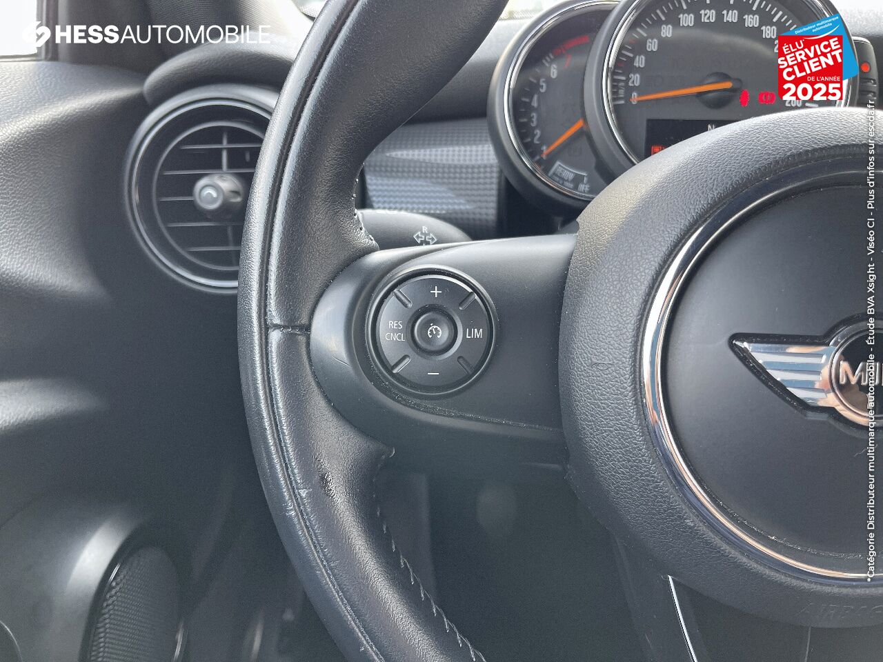 Véhicule d'occasion MINI MINI COOPER 136CH CHILI II GPS chez MINI Colmar