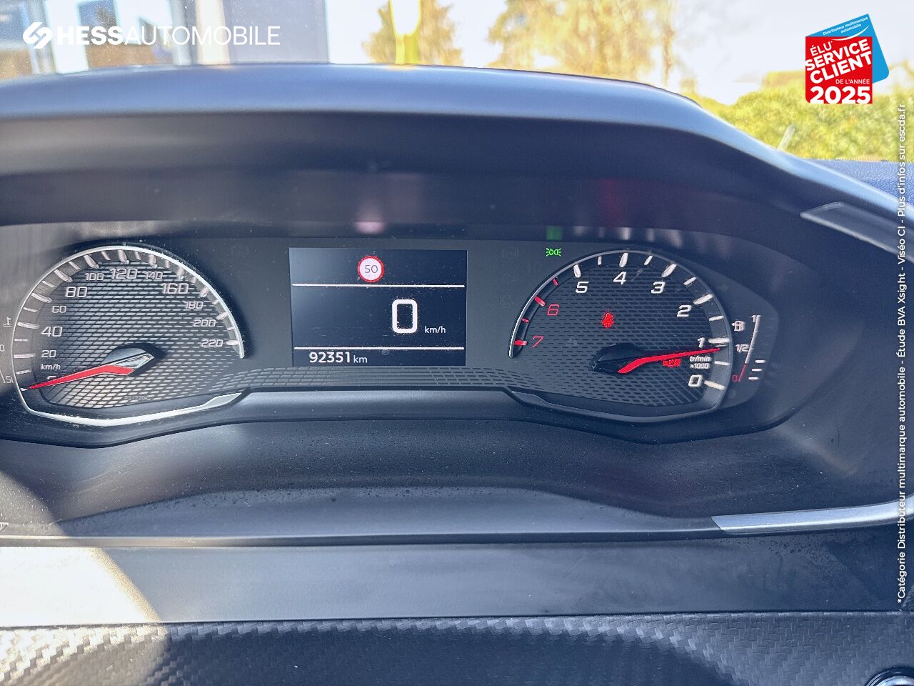 Véhicule d'occasion PEUGEOT 2008 1.2 PURETECH 130CH SS ALLURE BUSINESS chez Renault Saint-Louis