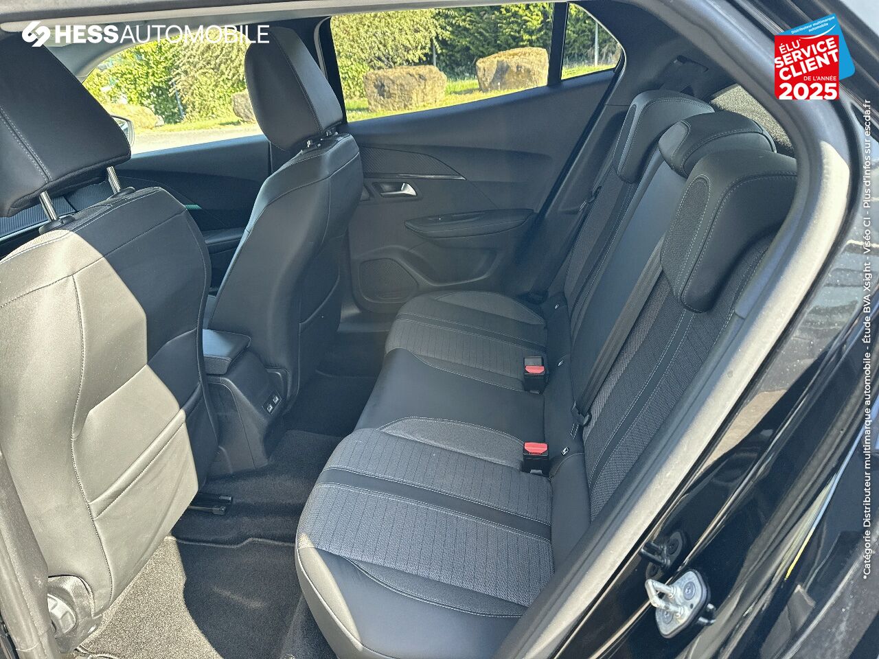 Véhicule d'occasion PEUGEOT 2008 1.2 PURETECH 130CH SS ALLURE BUSINESS chez Renault Saint-Louis