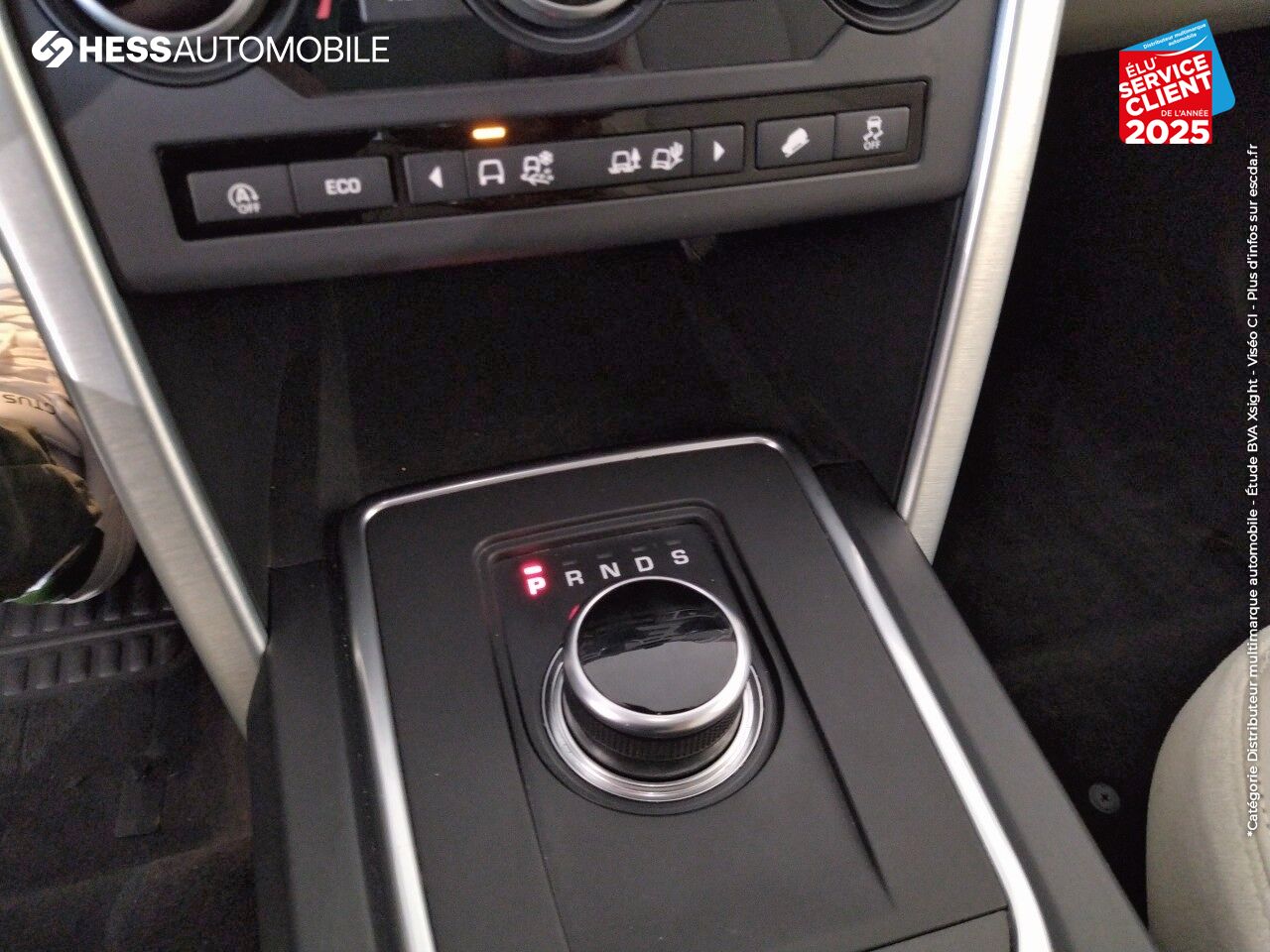 Véhicule d'occasion LAND-ROVER DISCOVERY SPORT 2.0 TD4 180CH HSE LUXURY AWD BVA MARK IV chez Land Rover Strasbourg