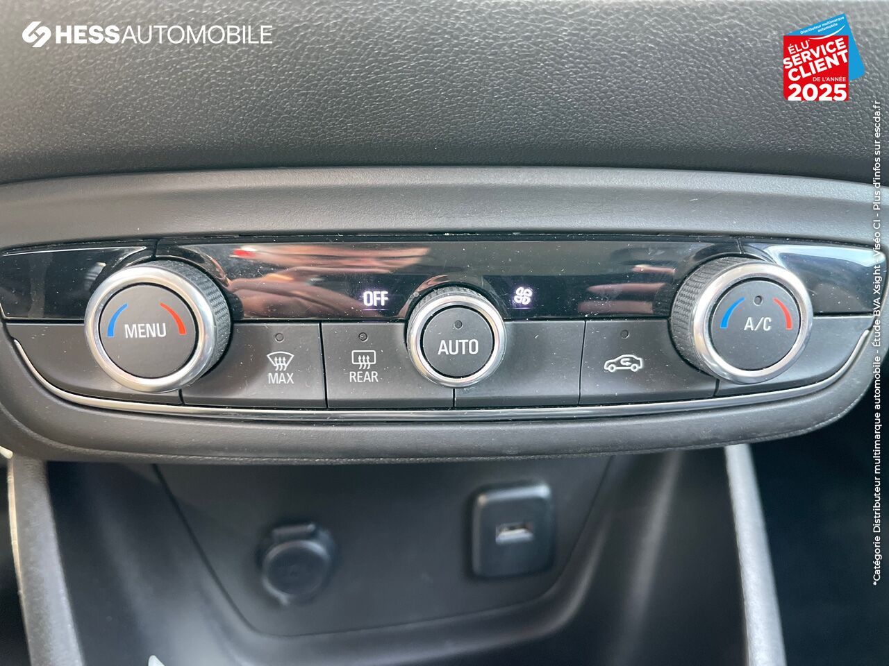 Véhicule d'occasion OPEL CROSSLAND X 1.5 D 120CH ELEGANCE BVA RADAR AR LED chez Opel Beaune