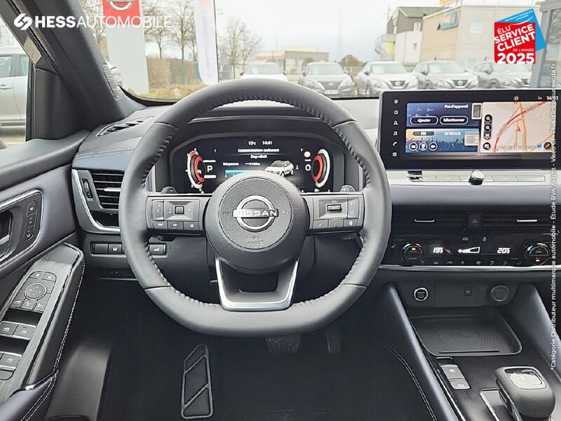 Véhicule d'occasion NISSAN QASHQAI 1.3 MILD HYBRID 158CH TEKNA+ XTRONIC chez Nissan Dijon