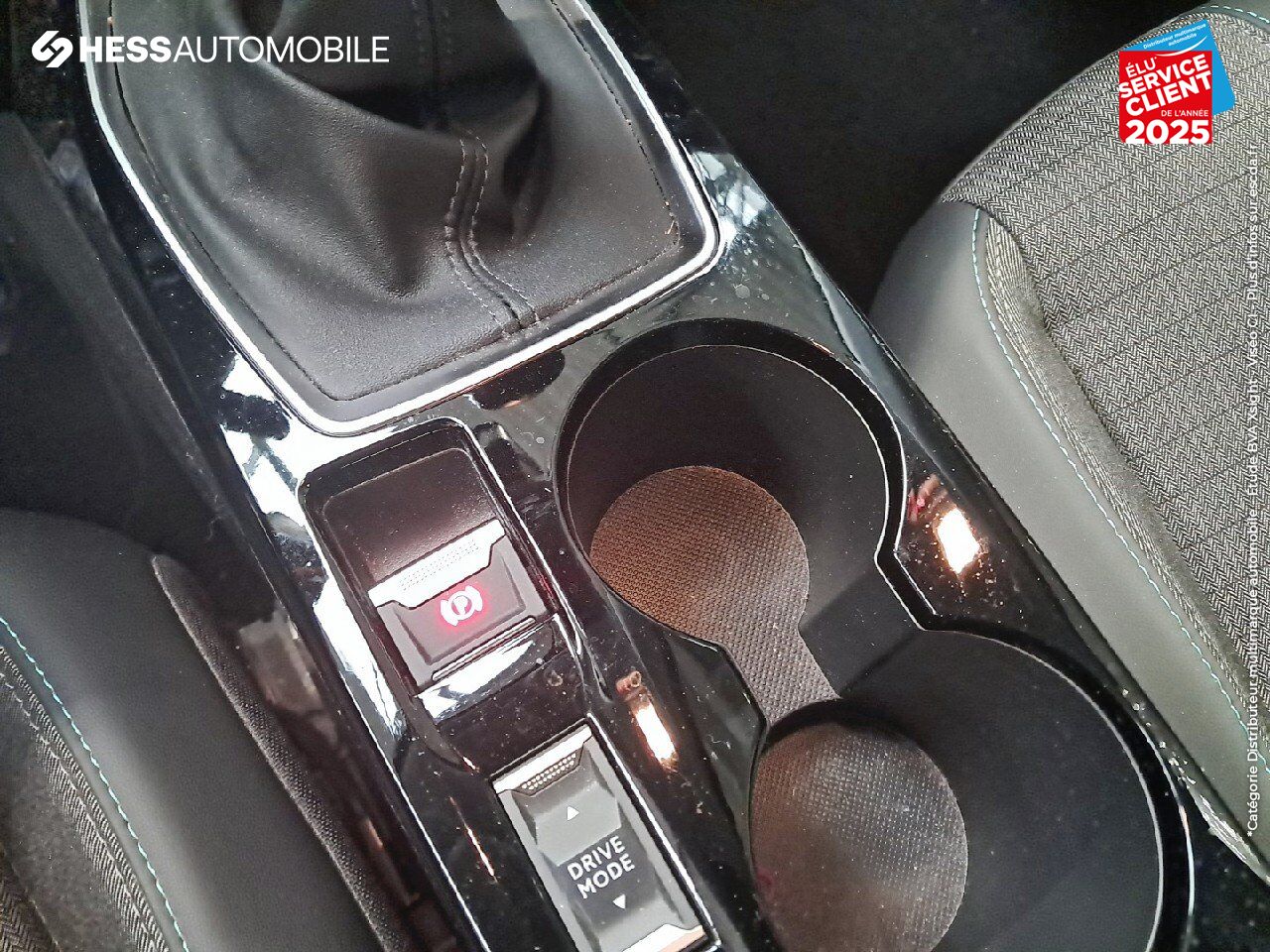 Véhicule d'occasion PEUGEOT 208 1.2 PURETECH 100CH S/S ALLURE CAMERA chez Renault Saint-Louis