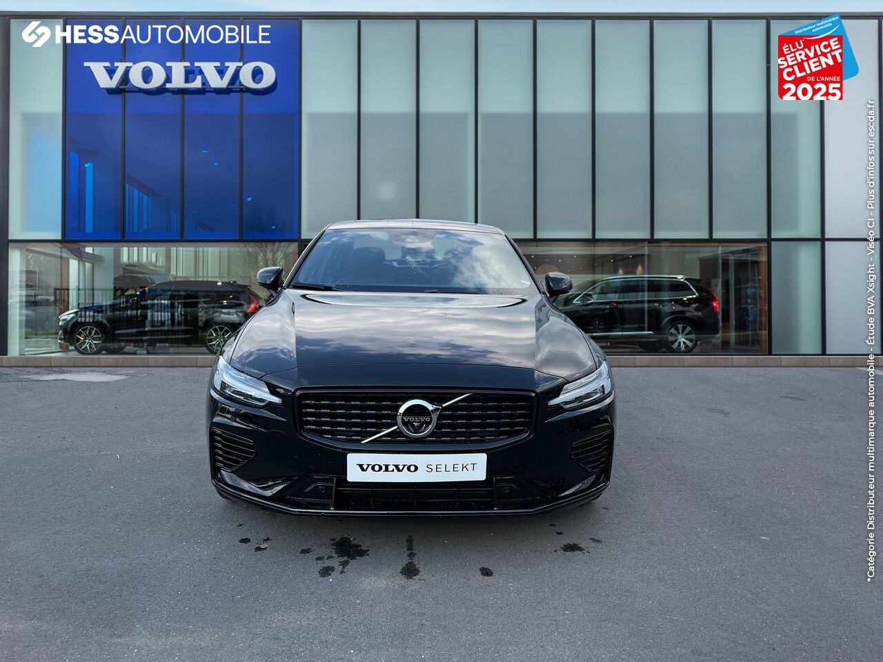 Véhicule neuf VOLVO S60 T6 AWD 253 + 87CH R-DESIGN GEARTRONIC 8 chez HESS Automobile