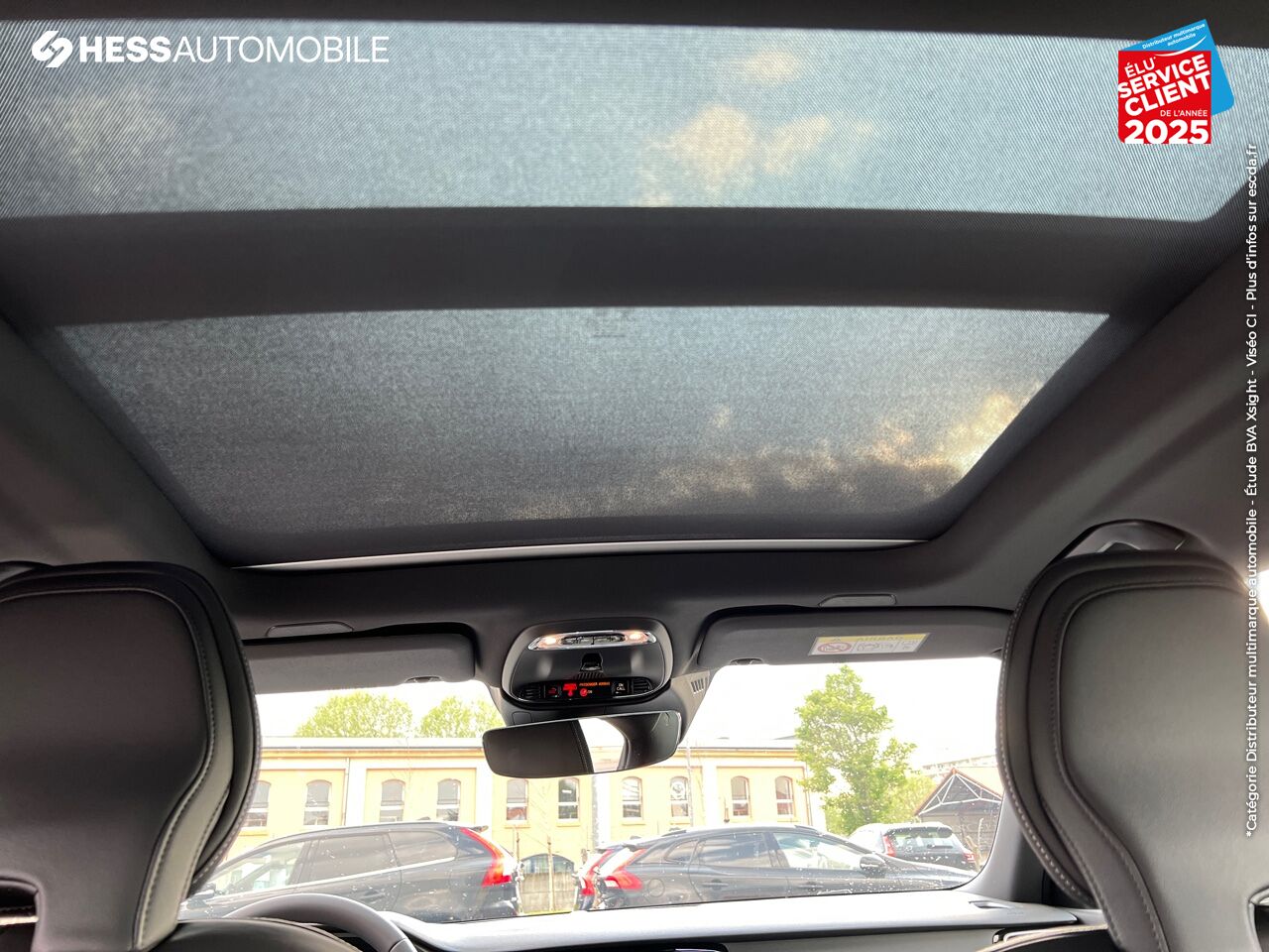 Véhicule neuf VOLVO S60 T6 AWD 253 + 87CH R-DESIGN GEARTRONIC 8 chez HESS Automobile