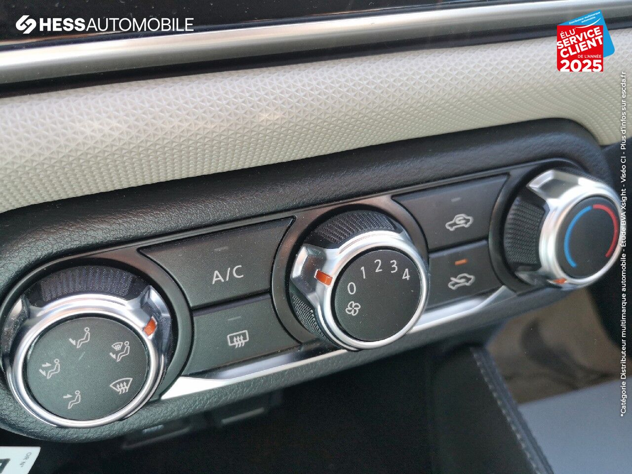 Véhicule d'occasion NISSAN MICRA 1.0 71CH VISIA PACK chez Hess Automobile