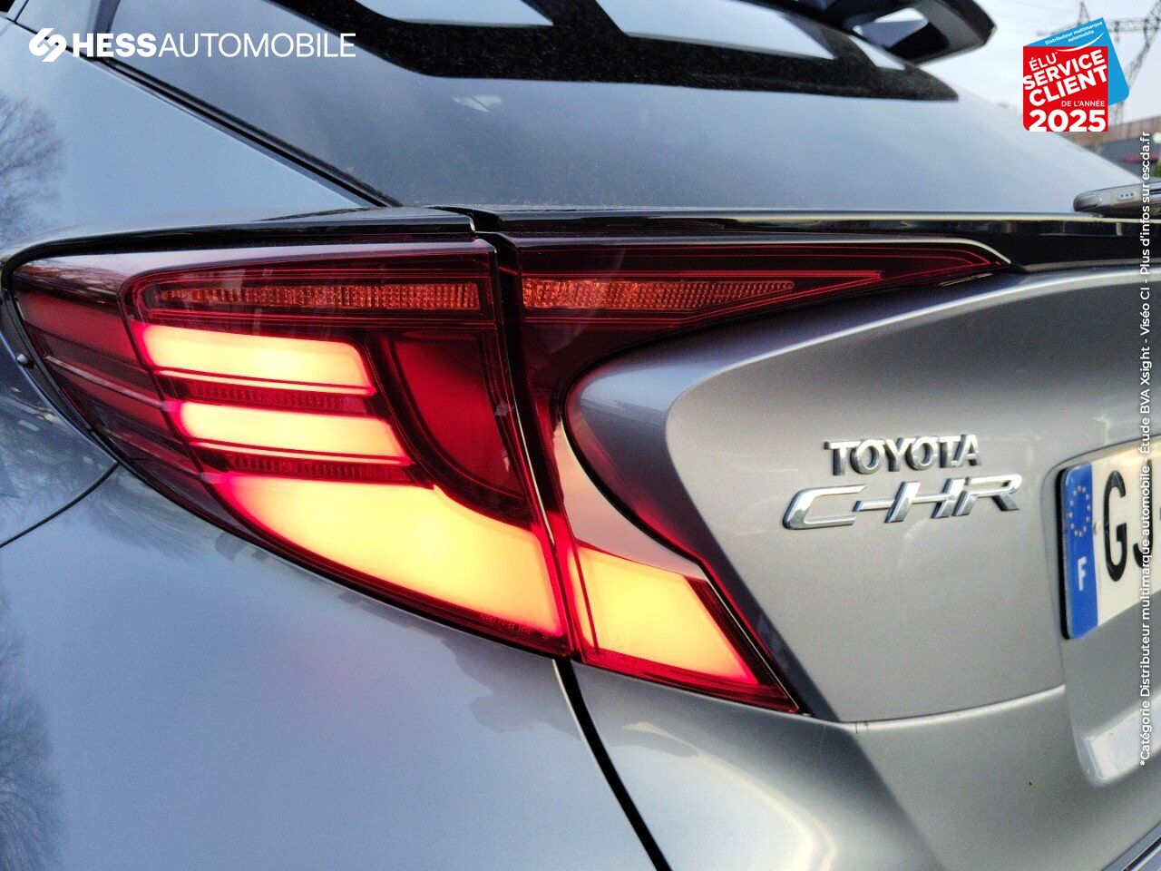 Véhicule d'occasion TOYOTA C-HR 1.8 HYBRIDE 122CH GR SPORT E-CVT SIEGES CHAUF CAMERA chez Toyota Thionville