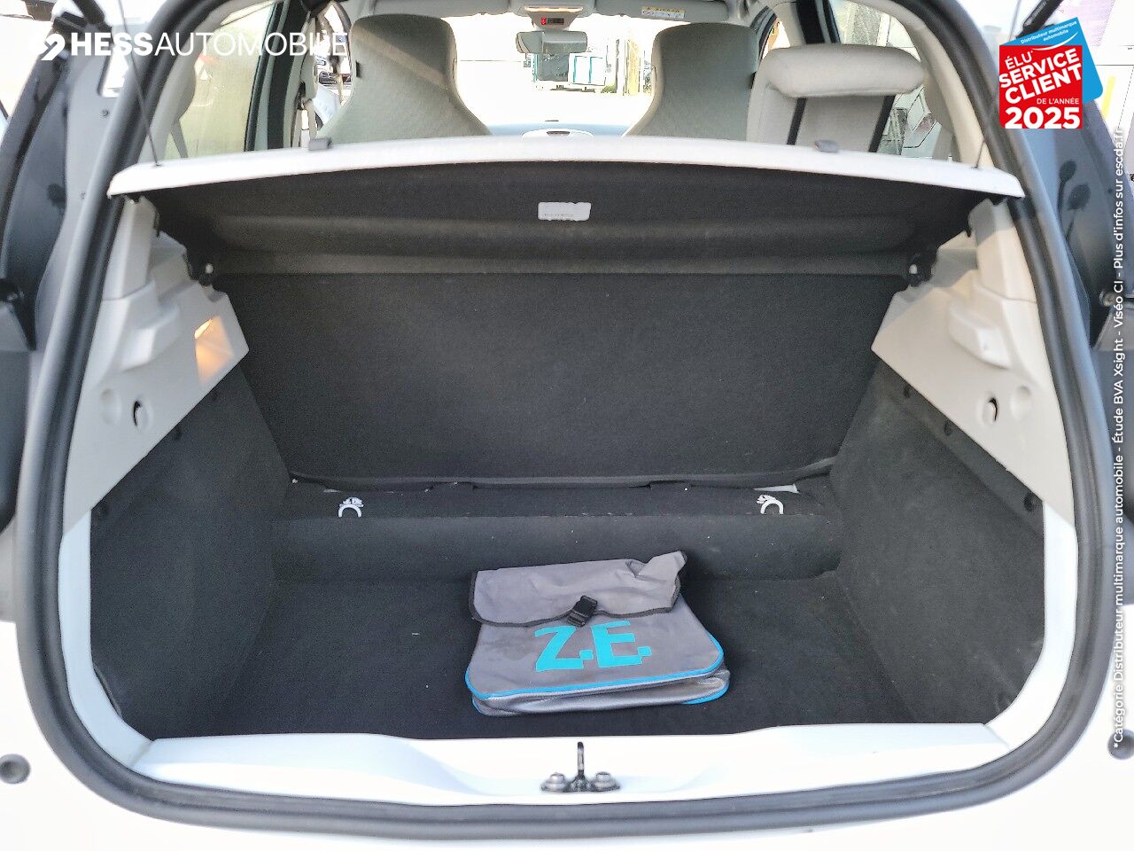 Véhicule d'occasion RENAULT ZOE ZEN CHARGE NORMALE R90 GPS chez Renault Saint-Louis
