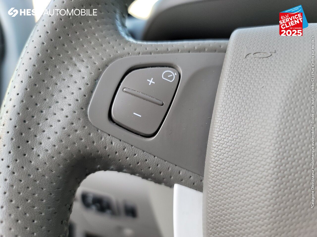 Véhicule d'occasion RENAULT ZOE ZEN CHARGE NORMALE R90 GPS chez Renault Saint-Louis