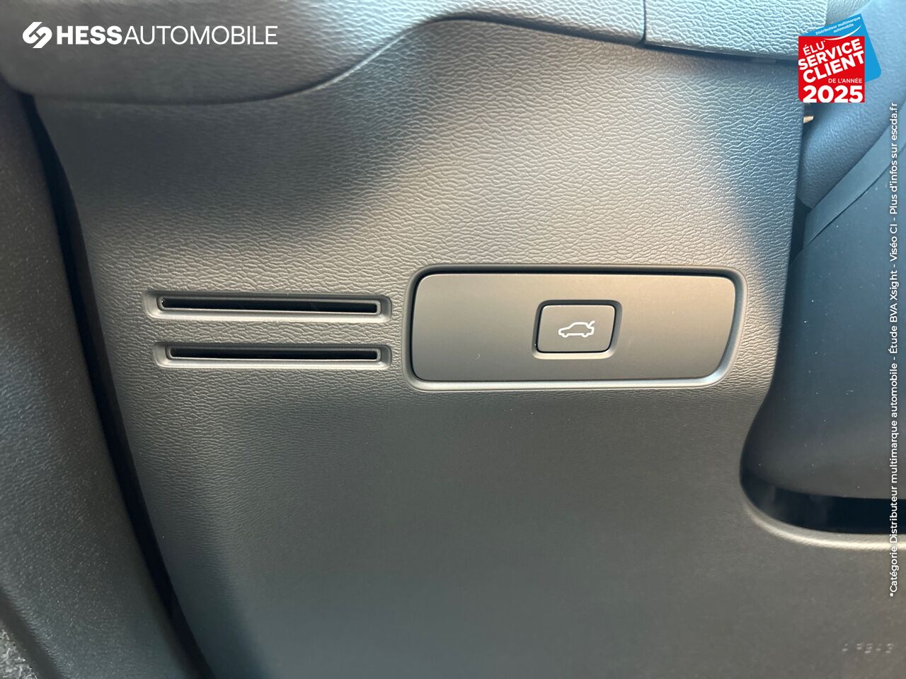 Véhicule neuf VOLVO C40 RECHARGE EXTENDED RANGE 252CH PLUS chez Volvo Reims