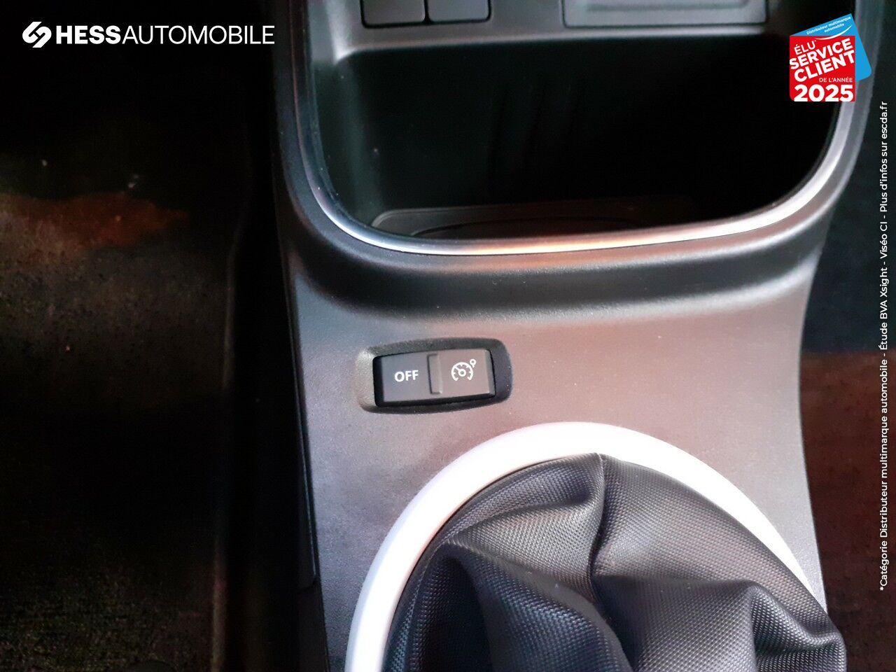 Véhicule d'occasion RENAULT TWINGO 1.0 SCE 75CH ZEN - 20 chez Renault Mulhouse