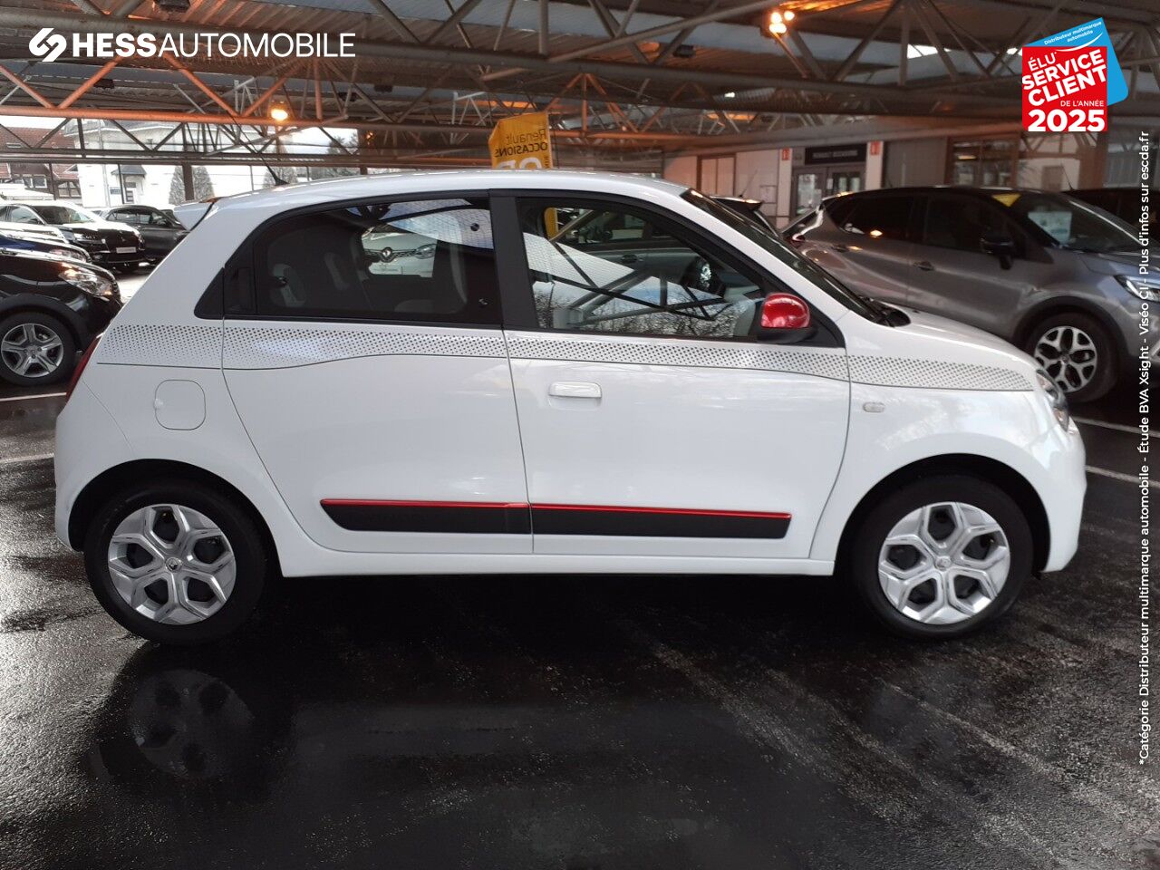 Véhicule d'occasion RENAULT TWINGO 1.0 SCE 75CH ZEN - 20 chez Renault Mulhouse