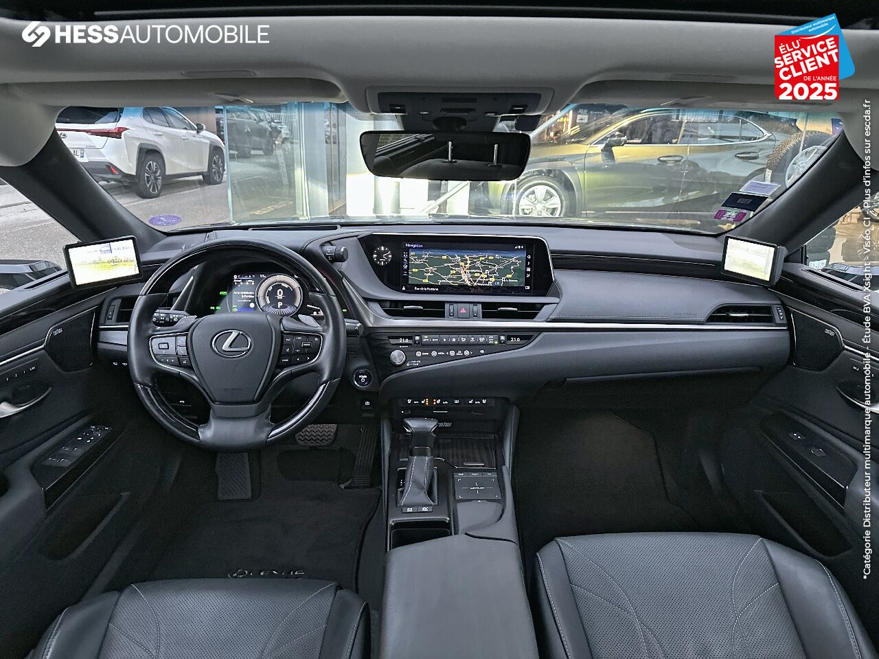 Véhicule d'occasion LEXUS ES 300H EXECUTIVE MY21 SIEGES CHAUF/VENTIL/CUIR VOLANT CHAUF GPS HUD chez Land Rover Metz