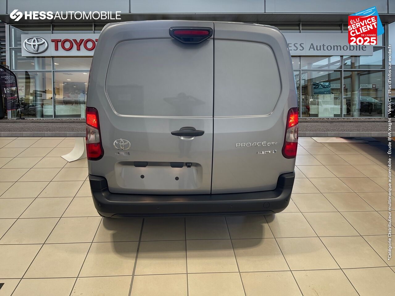 Véhicule neuf TOYOTA PROACE CITY ELECTRIC MEDIUM 50 KWH START MC24 chez Toyota Saint Dizier