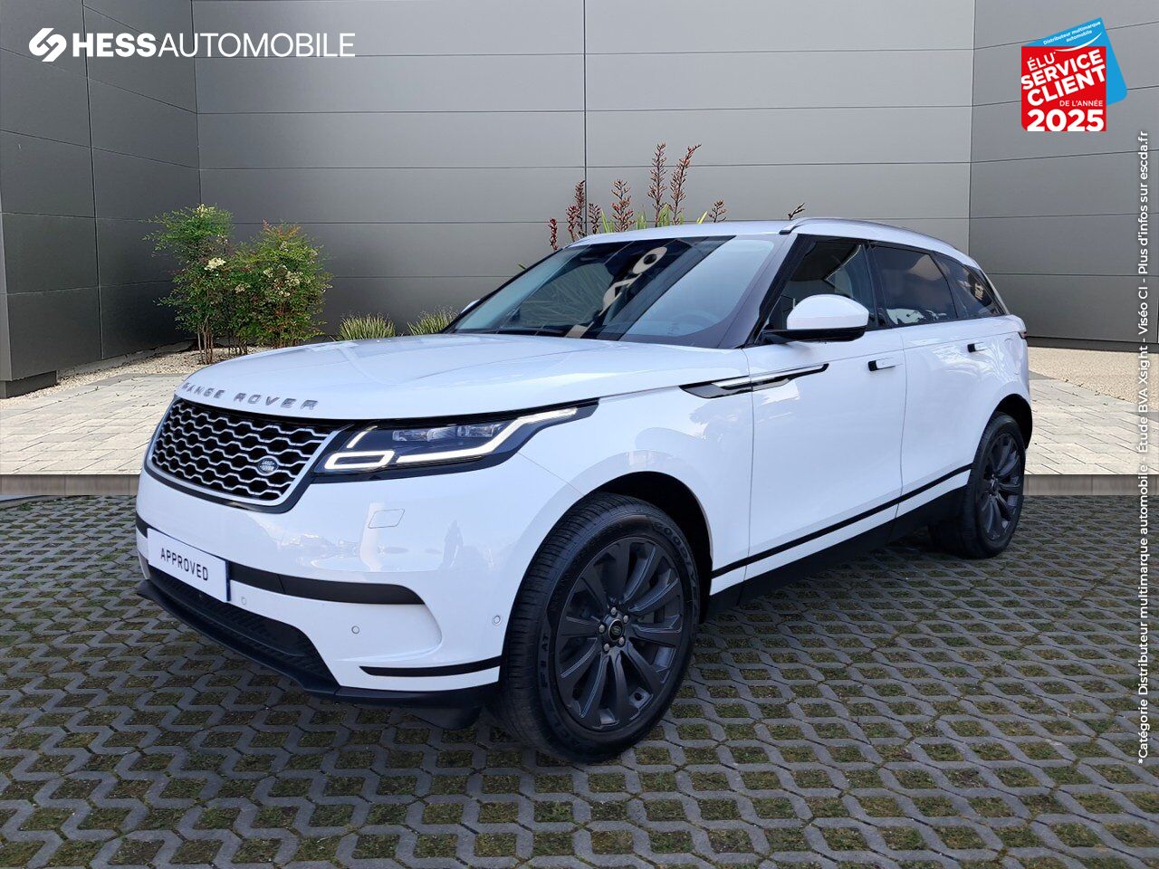 Véhicule d'occasion LAND-ROVER RANGE ROVER VELAR 2.0 P400E 404CH PHEV S AWD BVA AM23 SIEGES CHAUF/CUIR GPS CAMERA HUD MERIDIAN chez Land Rover Metz