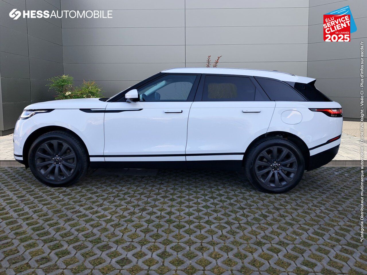 Véhicule d'occasion LAND-ROVER RANGE ROVER VELAR 2.0 P400E 404CH PHEV S AWD BVA AM23 SIEGES CHAUF/CUIR GPS CAMERA HUD MERIDIAN chez Land Rover Metz
