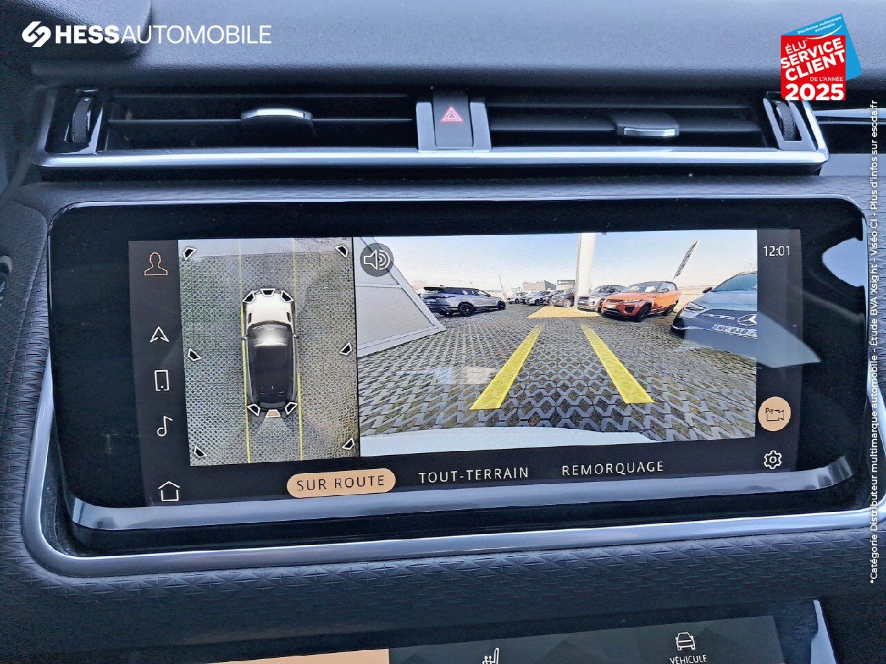 Véhicule d'occasion LAND-ROVER RANGE ROVER VELAR 2.0 P400E 404CH PHEV S AWD BVA AM23 SIEGES CHAUF/CUIR GPS CAMERA HUD MERIDIAN chez Land Rover Metz