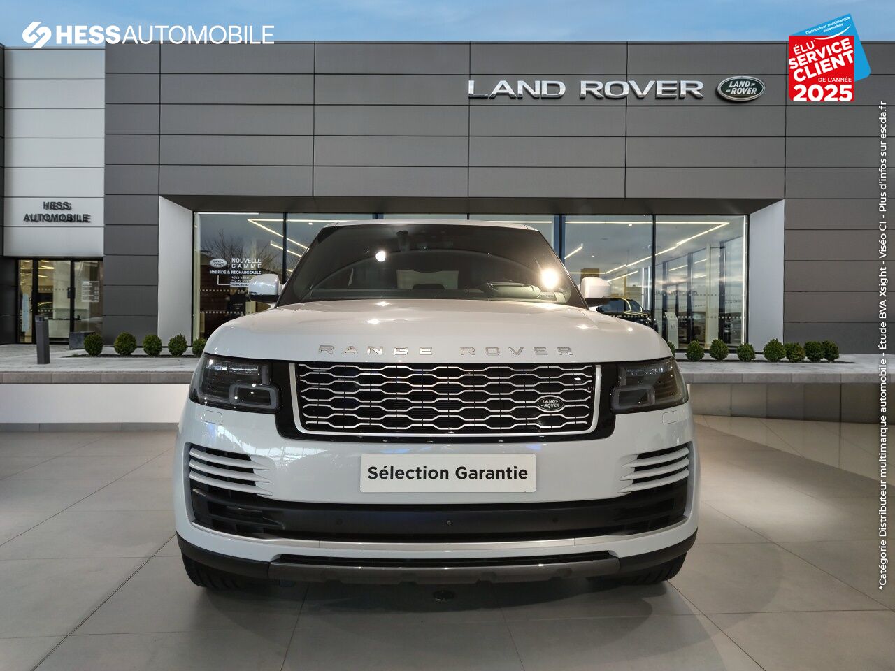Véhicule d'occasion LAND-ROVER RANGE ROVER 2.0 P400E 404CH VOGUE SWB MARK X TOIT OUVRANT chez Land Rover Strasbourg