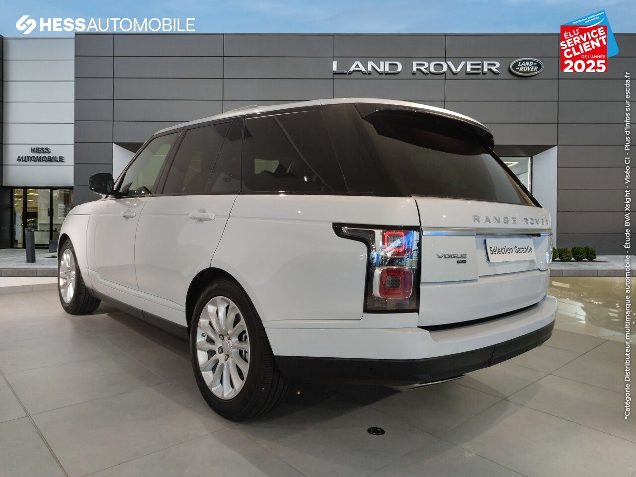 Véhicule d'occasion LAND-ROVER RANGE ROVER 2.0 P400E 404CH VOGUE SWB MARK X TOIT OUVRANT chez Land Rover Strasbourg