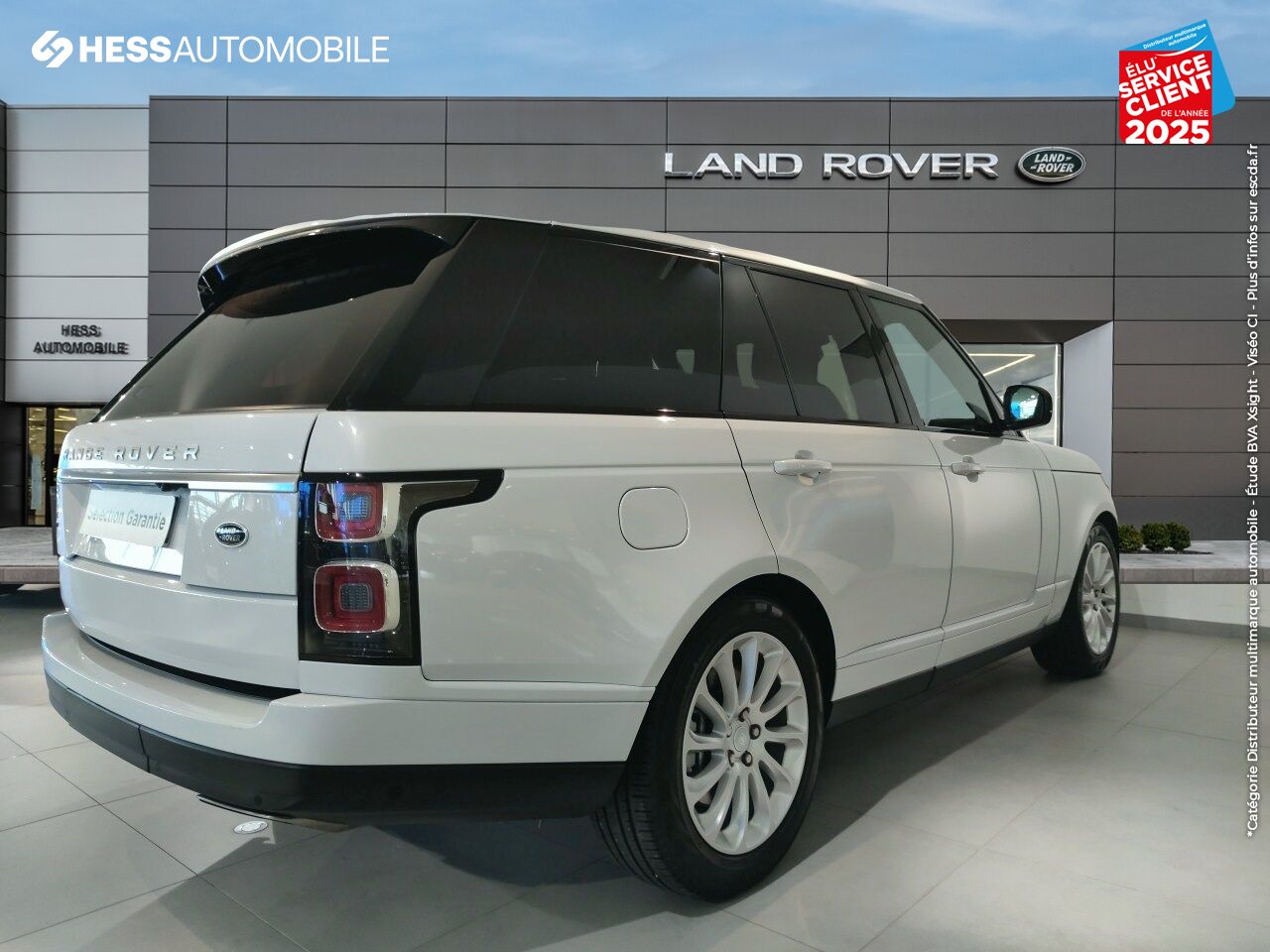 Véhicule d'occasion LAND-ROVER RANGE ROVER 2.0 P400E 404CH VOGUE SWB MARK X TOIT OUVRANT chez Land Rover Strasbourg