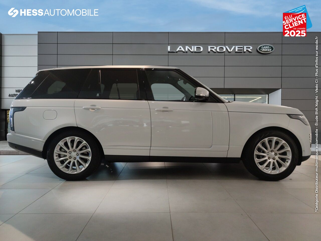 Véhicule d'occasion LAND-ROVER RANGE ROVER 2.0 P400E 404CH VOGUE SWB MARK X TOIT OUVRANT chez Land Rover Strasbourg