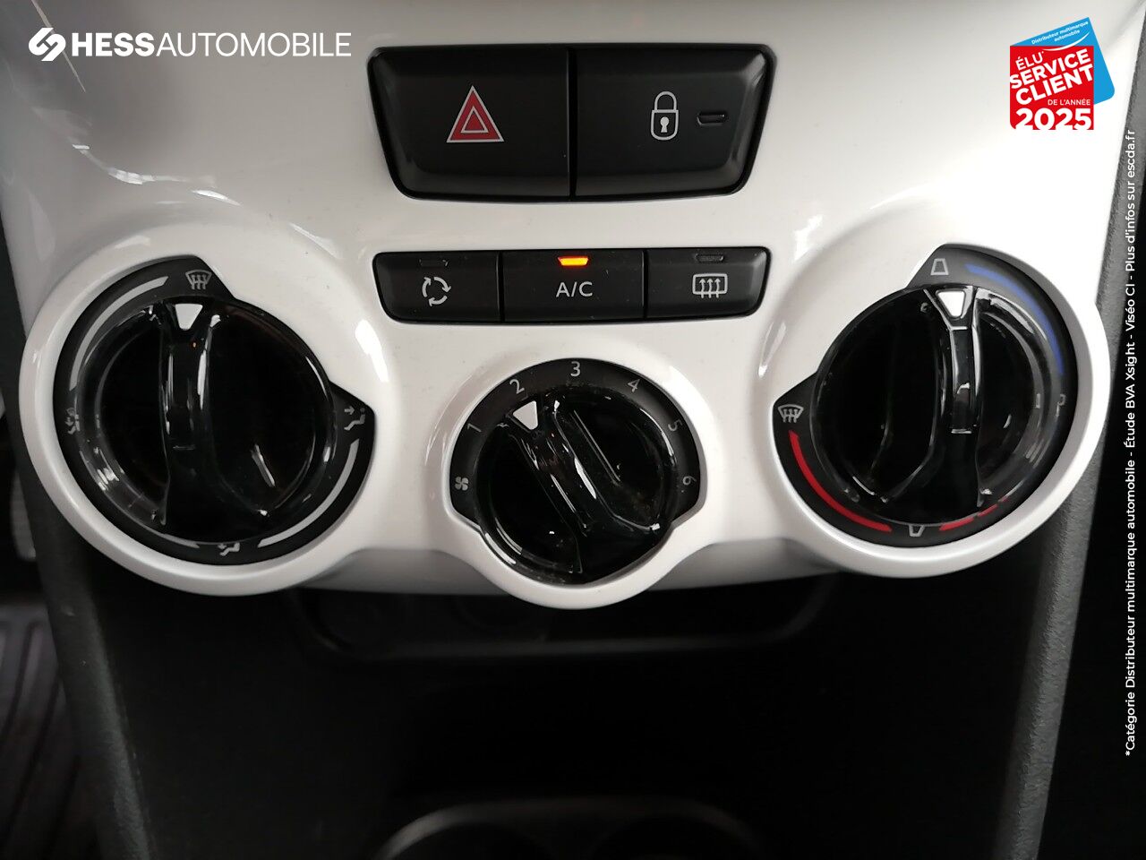Véhicule d'occasion PEUGEOT 208 1.2 PURETECH 68CH E6.C LIKE 5P 1ERE MAIN chez Peugeot Reims