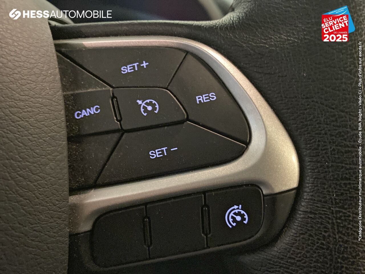 Véhicule d'occasion JEEP RENEGADE 1.4 MULTIAIR S/S 140CH LONGITUDE BUSINESS BVRD6 GPS chez Fiat Besançon