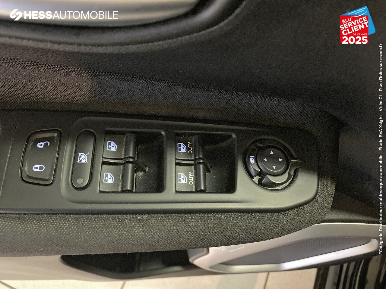 Véhicule d'occasion JEEP RENEGADE 1.4 MULTIAIR S/S 140CH LONGITUDE BUSINESS BVRD6 GPS chez Fiat Besançon