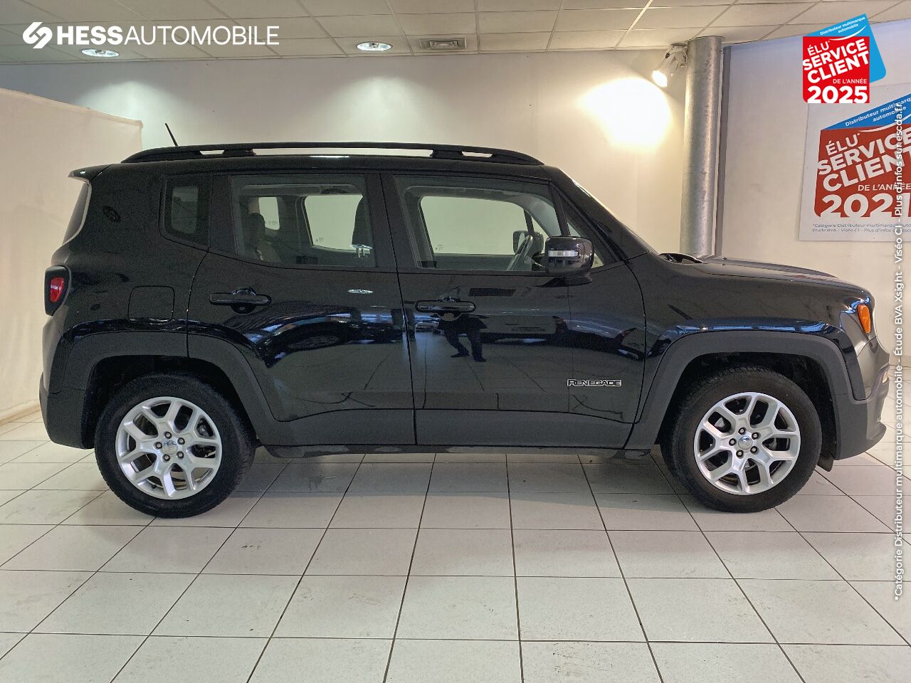 Véhicule d'occasion JEEP RENEGADE 1.4 MULTIAIR S/S 140CH LONGITUDE BUSINESS BVRD6 GPS chez Fiat Besançon