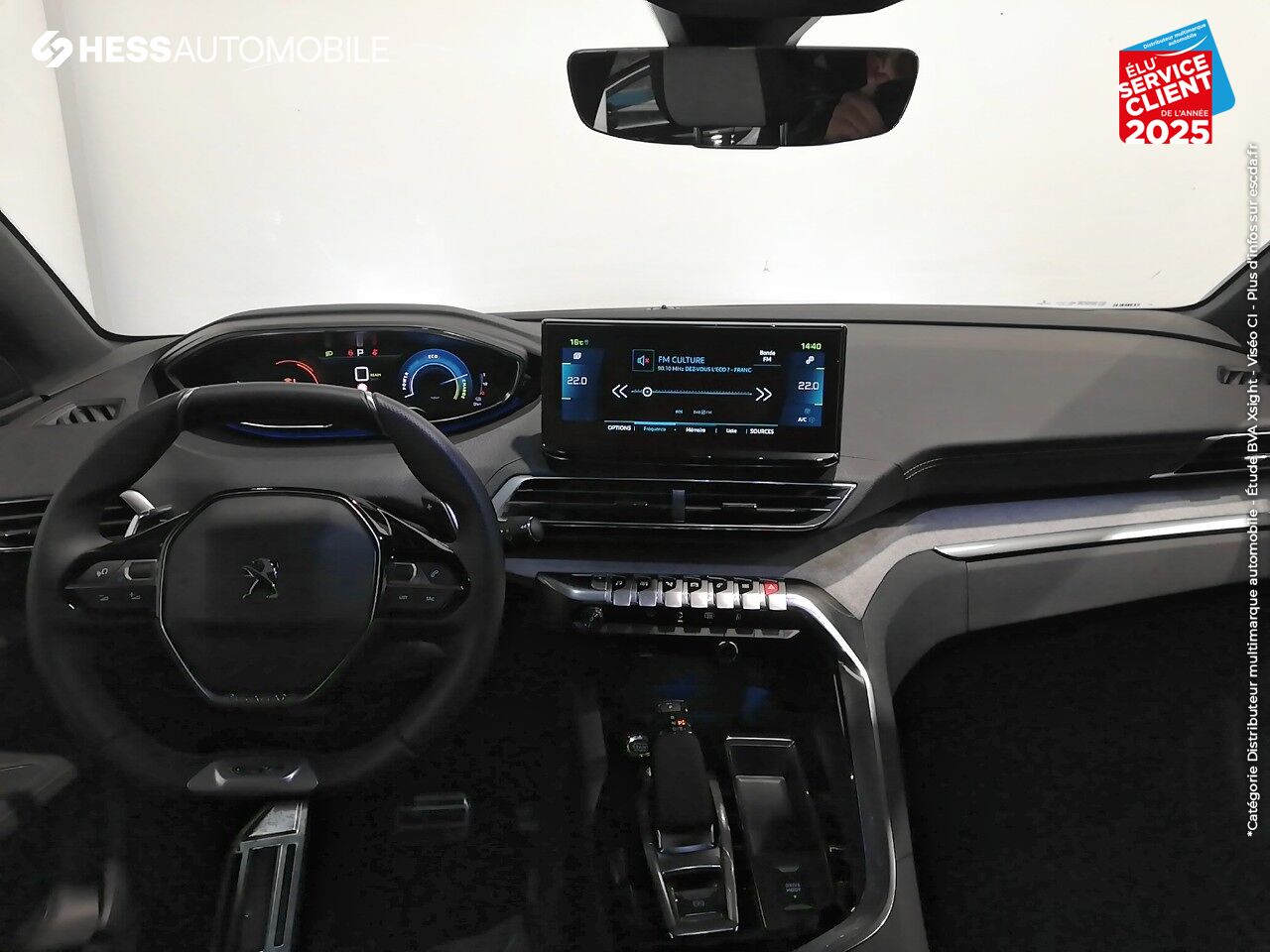 Véhicule d'occasion PEUGEOT 3008 HYBRID 225CH GT LINE E-EAT8 chez Peugeot Charleville
