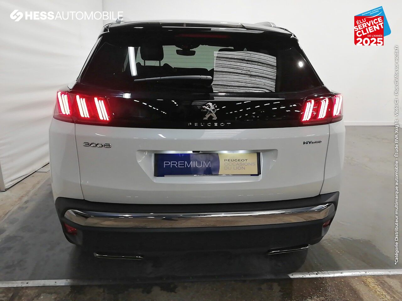 Véhicule d'occasion PEUGEOT 3008 HYBRID 225CH GT LINE E-EAT8 chez Peugeot Charleville
