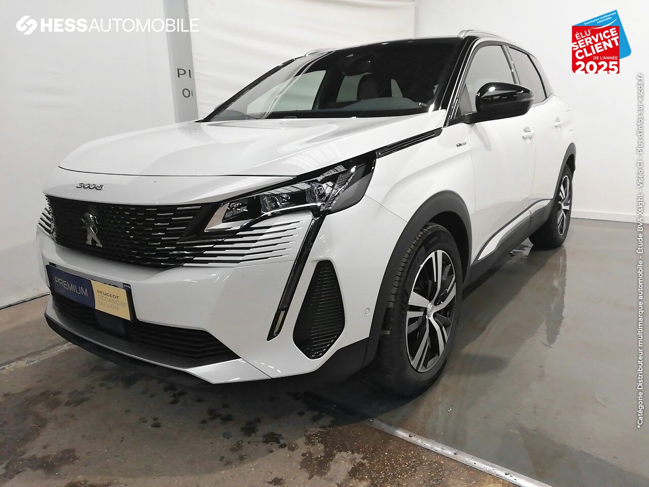 Véhicule d'occasion PEUGEOT 3008 HYBRID 225CH GT LINE E-EAT8 chez Peugeot Charleville